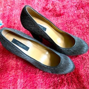 NWOT Ann Taylor horse hair high heel pumps 38